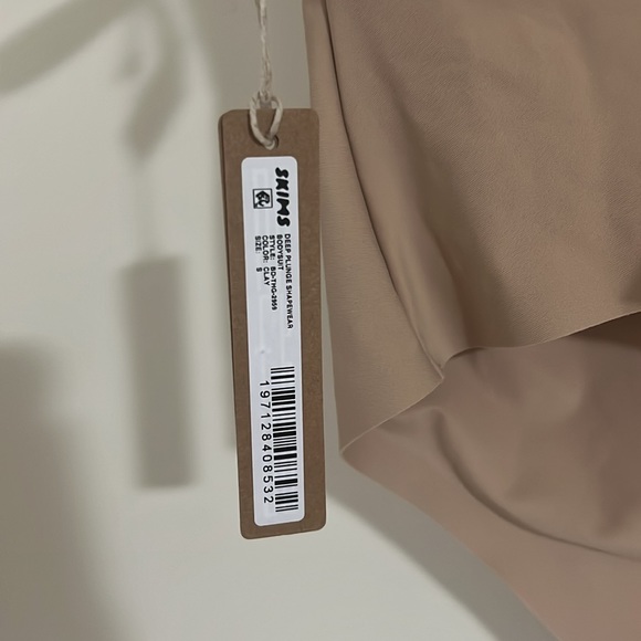 Deep Plunge Shapewear Bodysuit in Clay - Picture 5 of 6